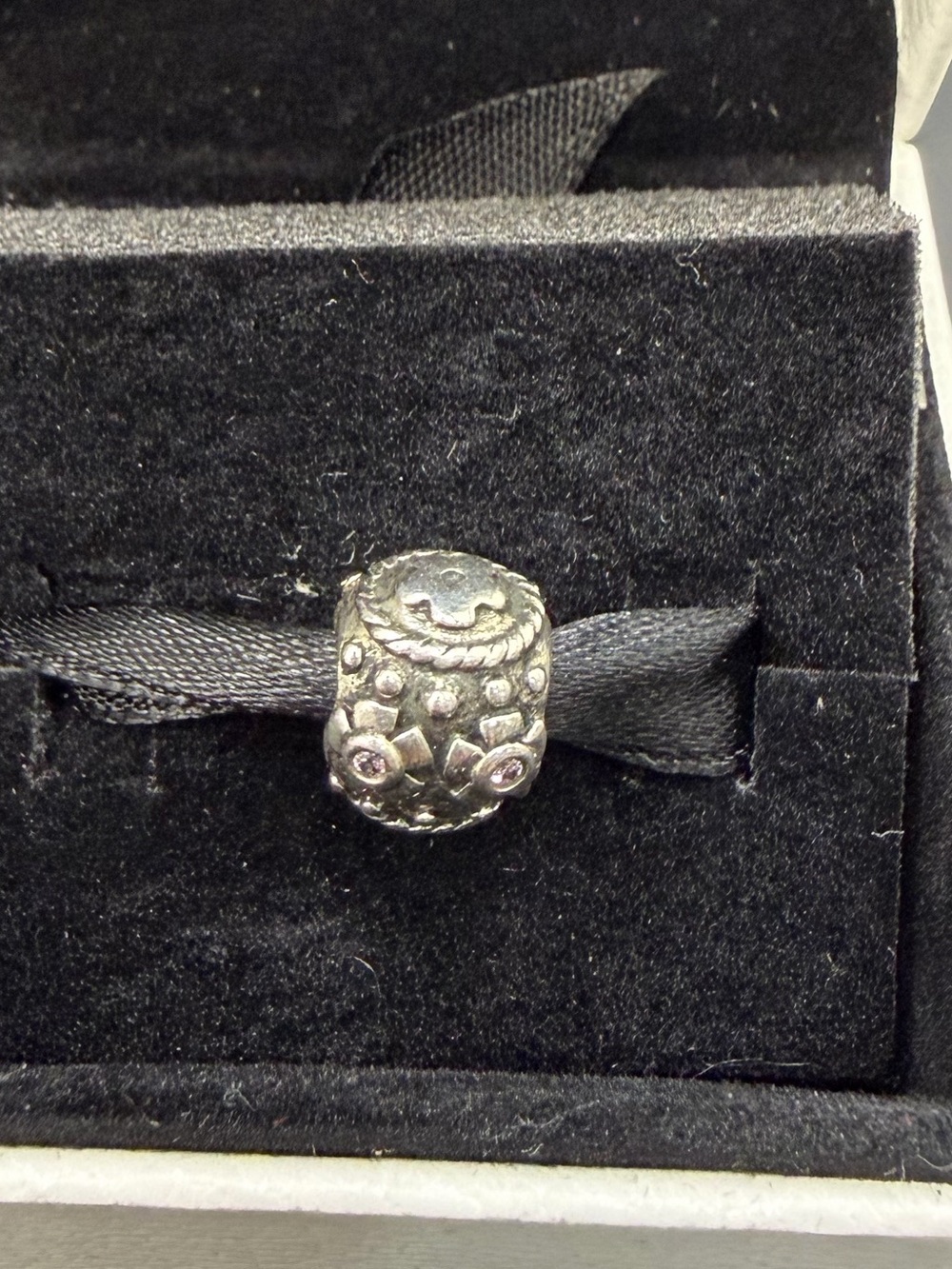 Pandora Sterling Silver Floral Charm – Detailed Flower Bead